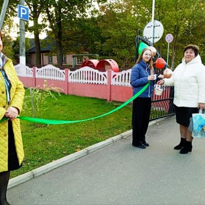 Photo 5402126087732984631 Y