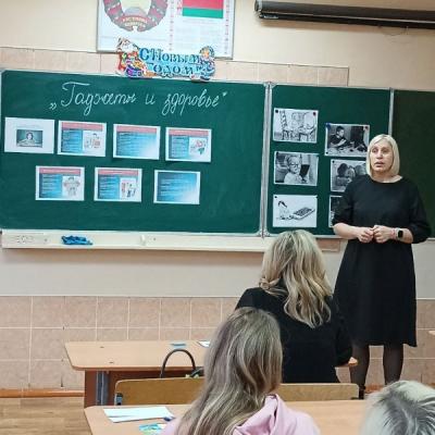 Photo 5294484925874638619 Y